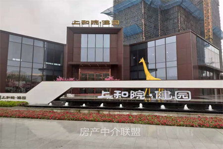 杭州花园四室两厅两卫证满5年送车库